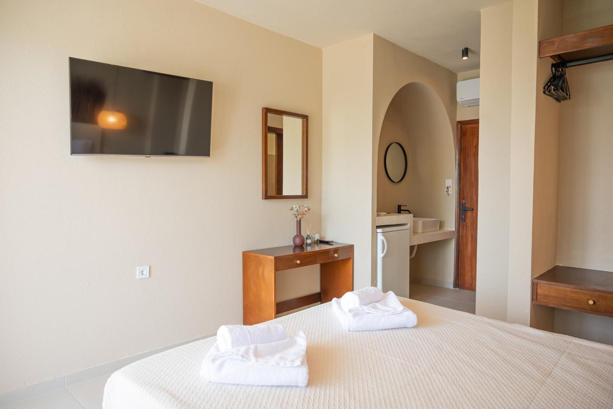 Atma Beach Rooms & Suites Faliraki Exterior photo