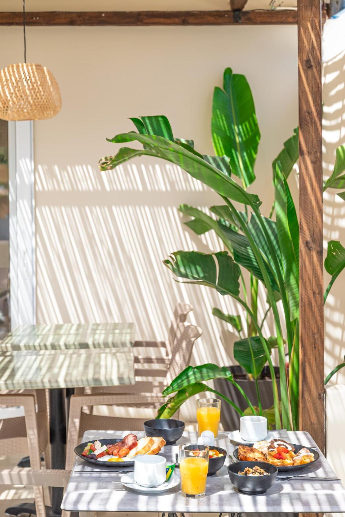 Atma Beach Rooms & Suites Faliraki Exterior photo